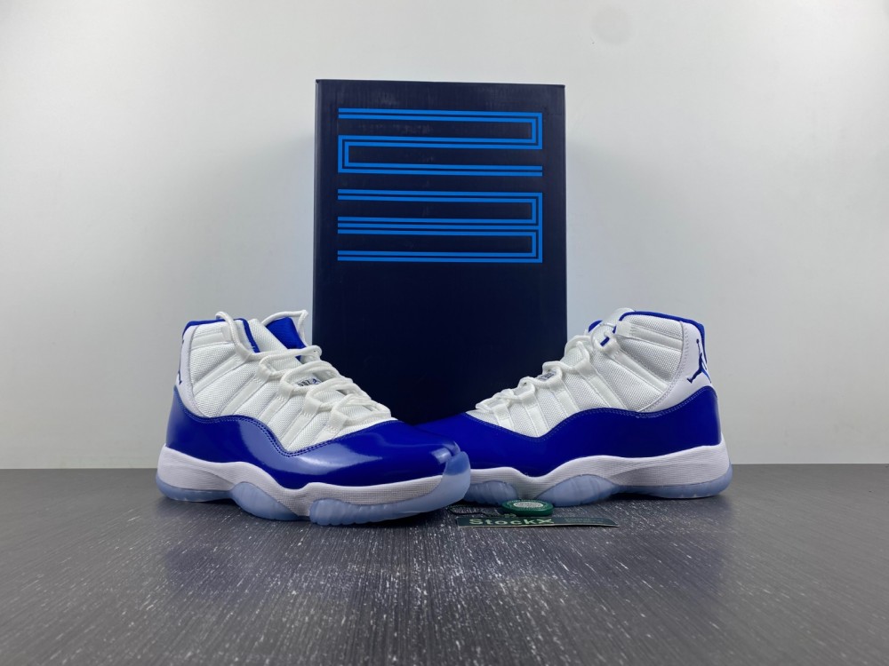 Air Jordan 11-396